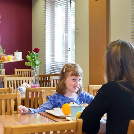 列日瑟兰宜必思酒店 酒店 3*